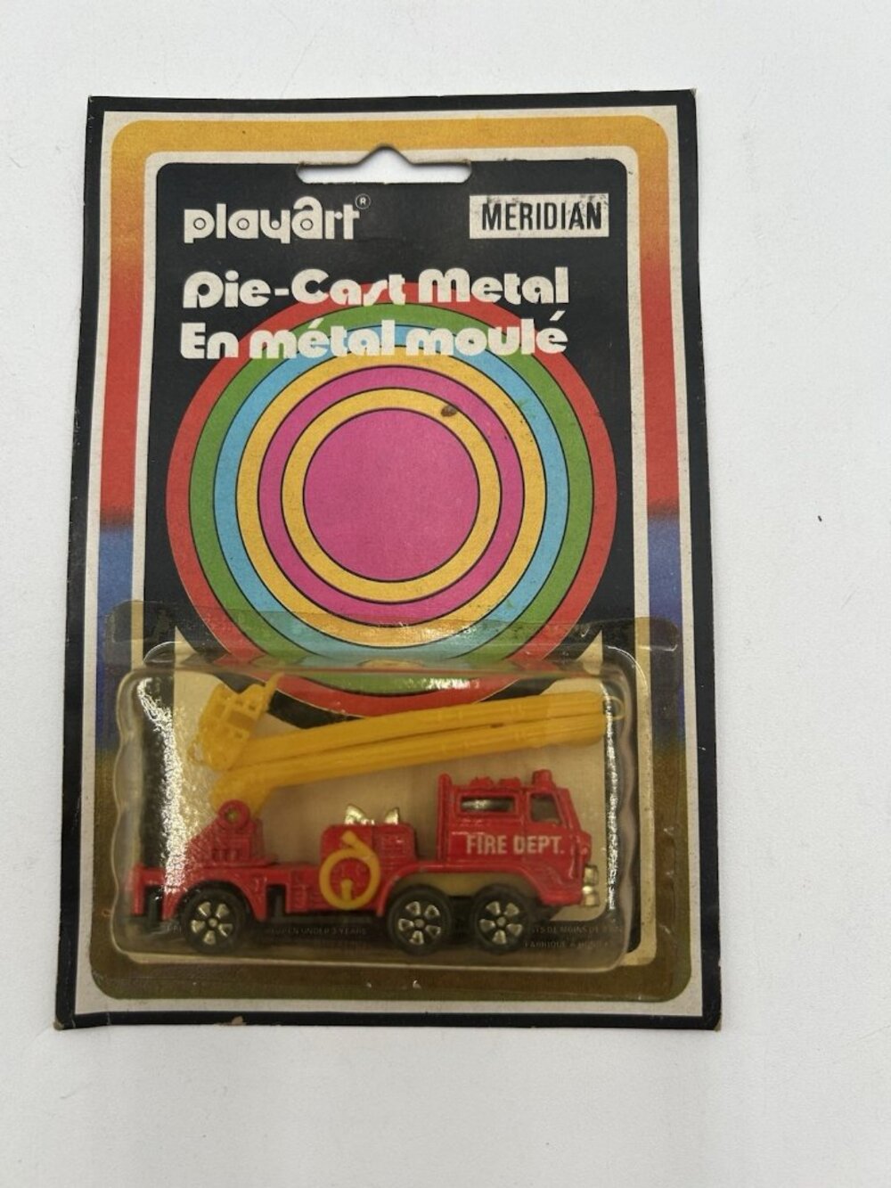 PlayArt Meridian Fire Truck Cast Metal Yellow On Card Unpunched Hong Kong